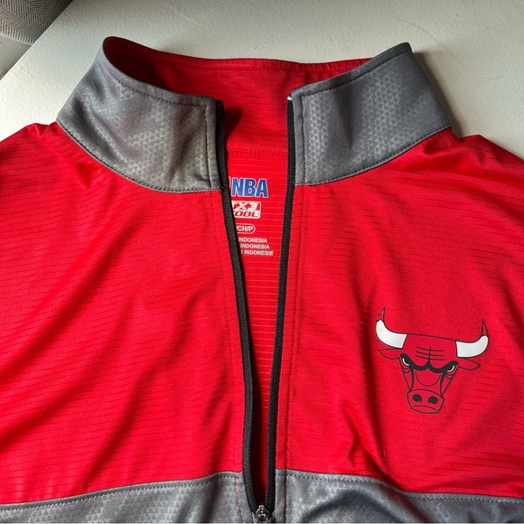 Chicago Bulls Sz Small Dri Quarter Zip Mens Pullover Jacket Red Gray Basketball - Picture 3 of 8